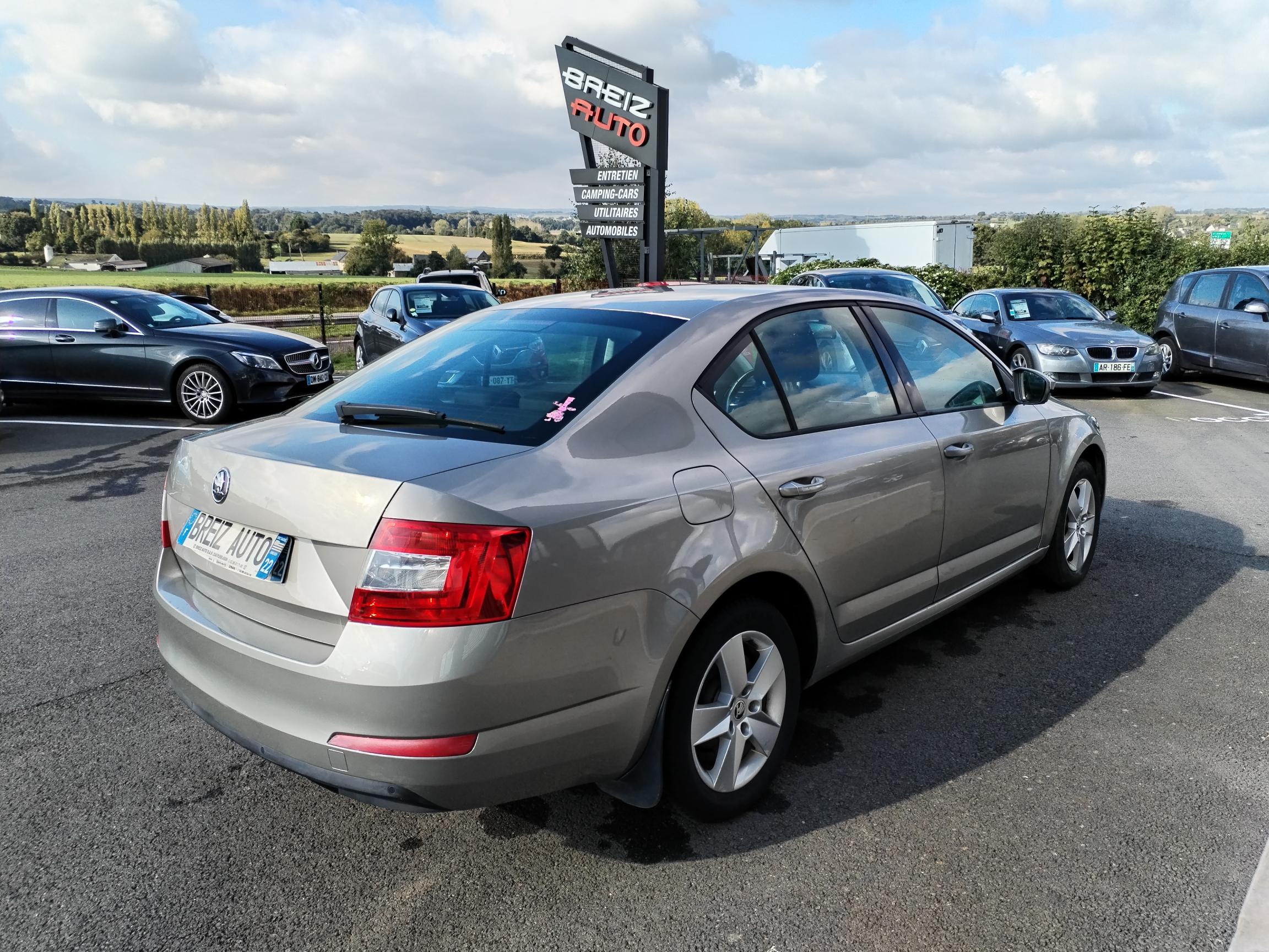 SKODA           OCTAVIA III